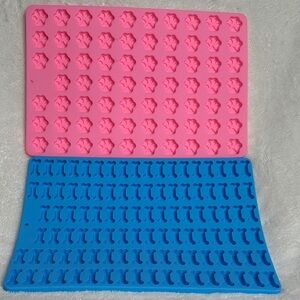 Set of 2 Silicone Molds for Baking, Candy Making or Freezing Paw Prints & Bones